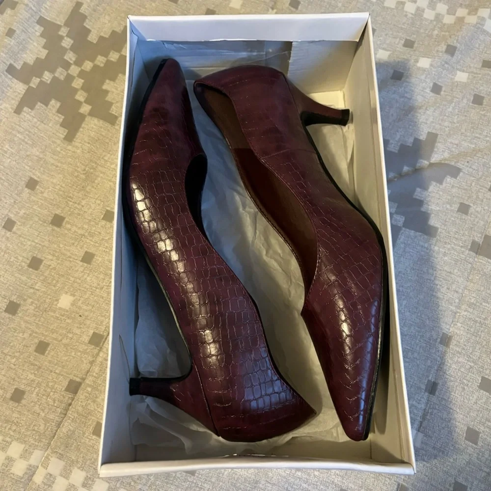 Long Tall Sally Burgundy Maci Croc Court Heel - Picture 2 of 4